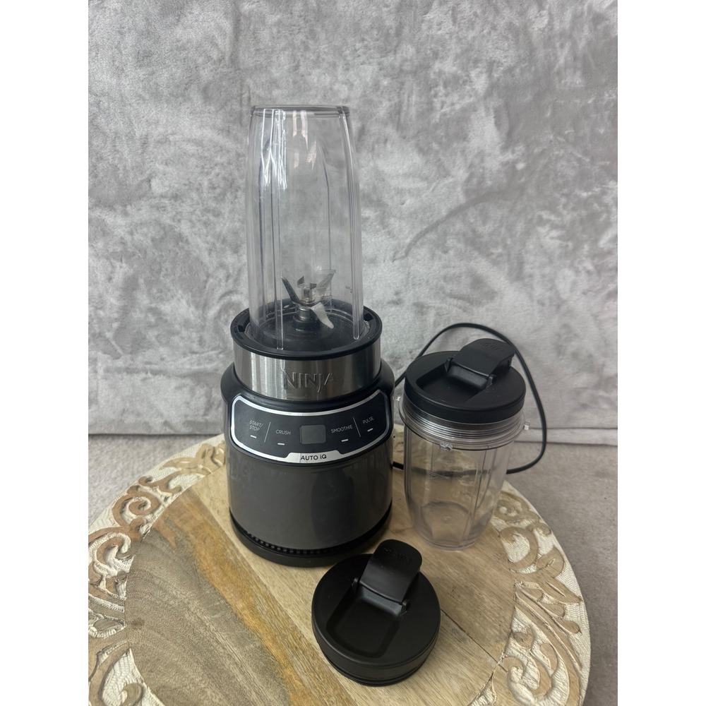 Ninja Nutri-Blender Pro BN400 Auto-iQ 1100 Watts Personal Blender Cloud Silver